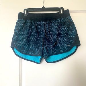 Black and Blue Champion DuoDry Athletic Shorts - size M